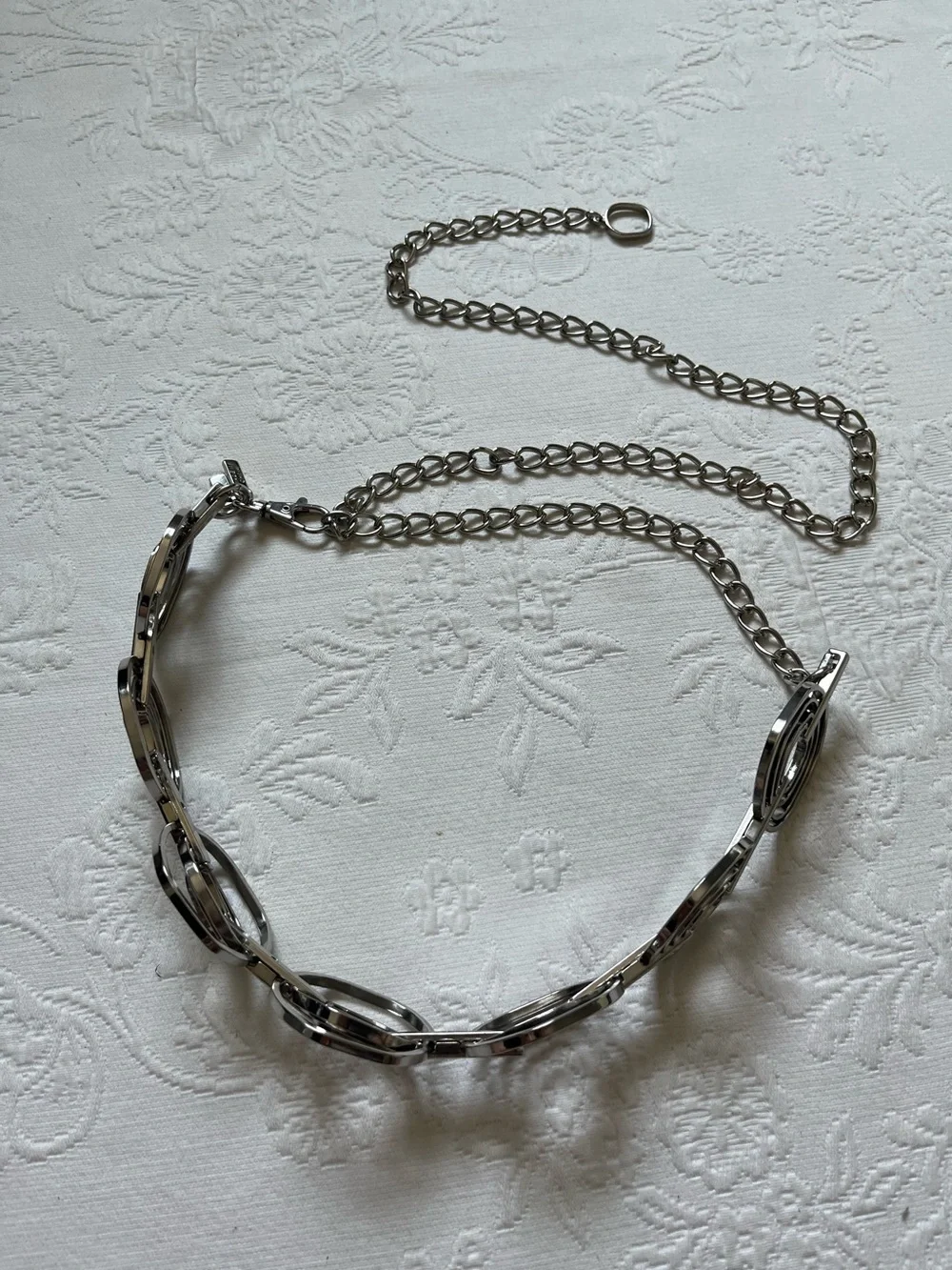 Chico’s Silver Tone Geometric Circles Metal Chain Belt Adjustable One Size